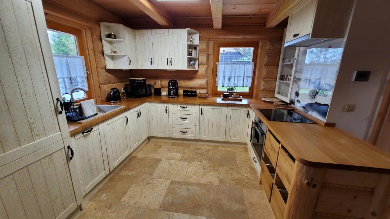 Osada Kuboski Dom Z Bali Lesny Zakatek Holiday home *