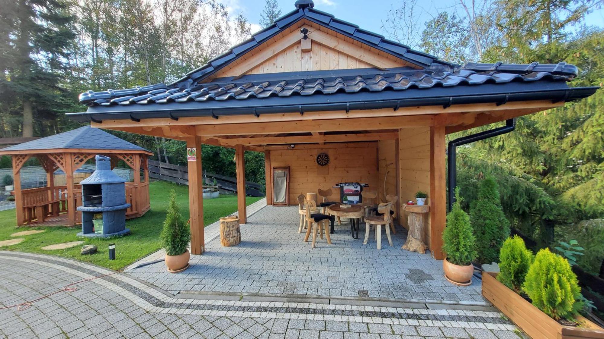 Osada Kuboski Dom Z Bali Lesny Zakatek Сasa de vacaciones